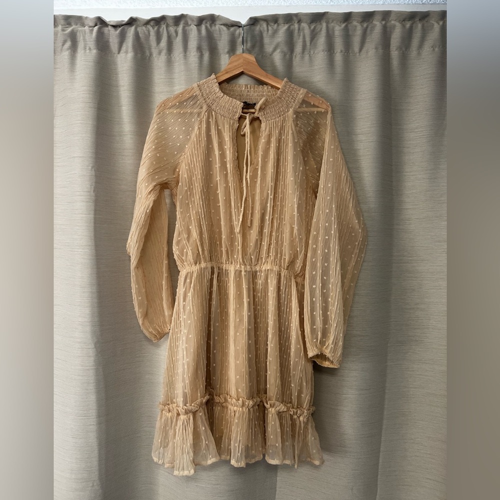 Lulus Cream Lace Dress (M)